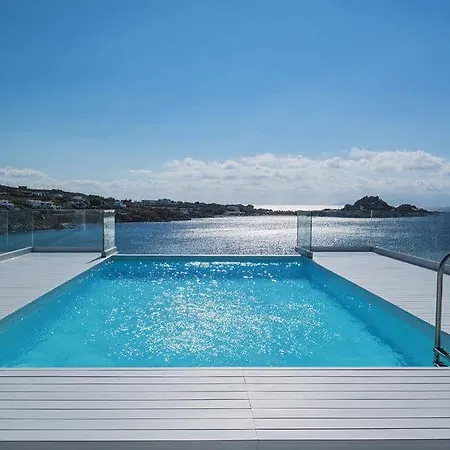 Petasos Chic فندق 3*