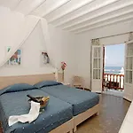 Hotel Petasos Chic