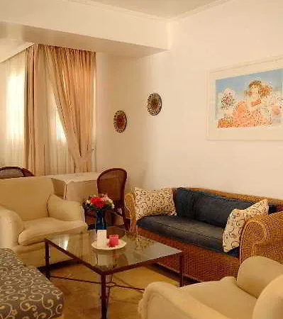 Petasos Chic ホテル 3*