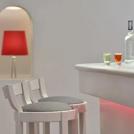 Отель Petasos Chic