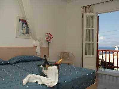 Отель Petasos Chic 3*